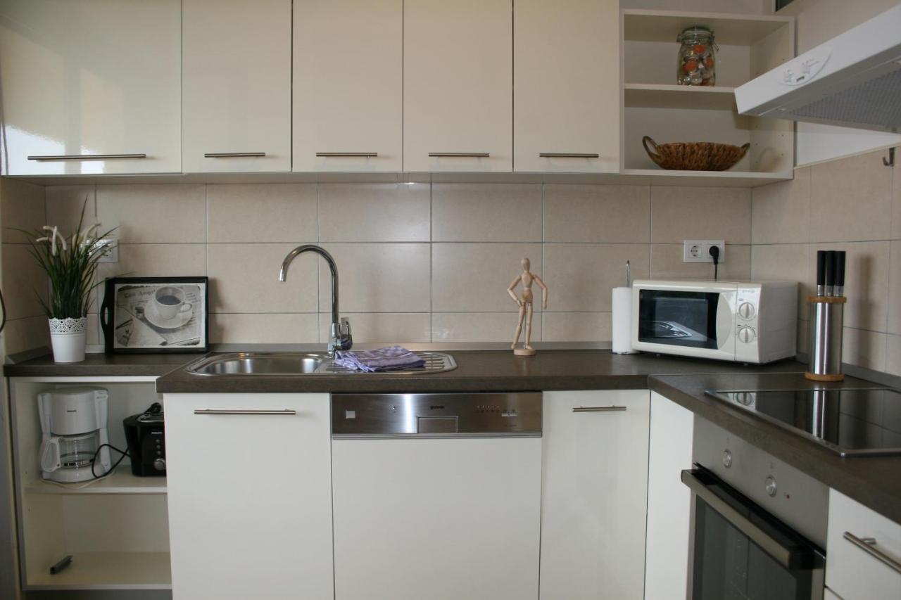 Apartments Suha Punta - Villa Babalonija Kampor Екстериор снимка