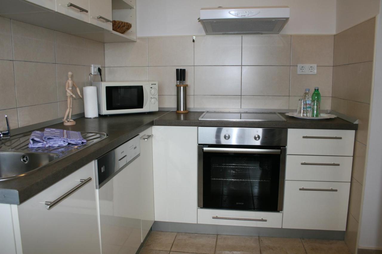 Apartments Suha Punta - Villa Babalonija Kampor Екстериор снимка